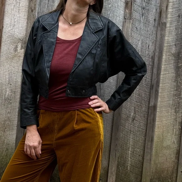 Vintage Black Leather Cropped Jacket - Picture 7 of 15